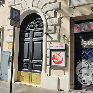 Appartamento Merulana: A Due Passi Dal Colosseo, Roma