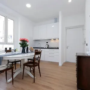 Monti Apartment